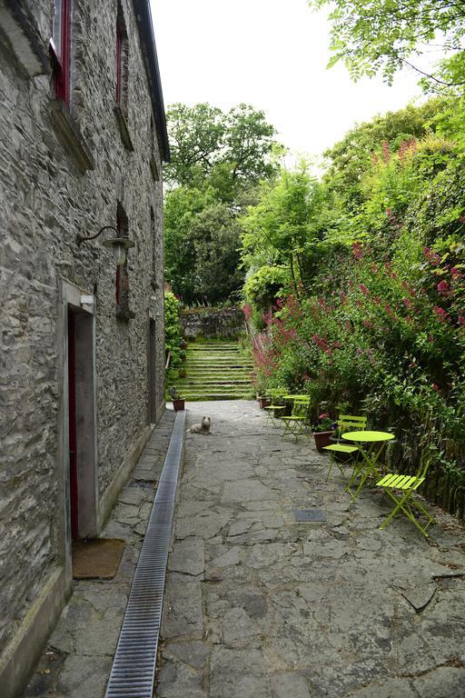 Гостевой дом Barnabrow Country House Killinagh Экстерьер фото